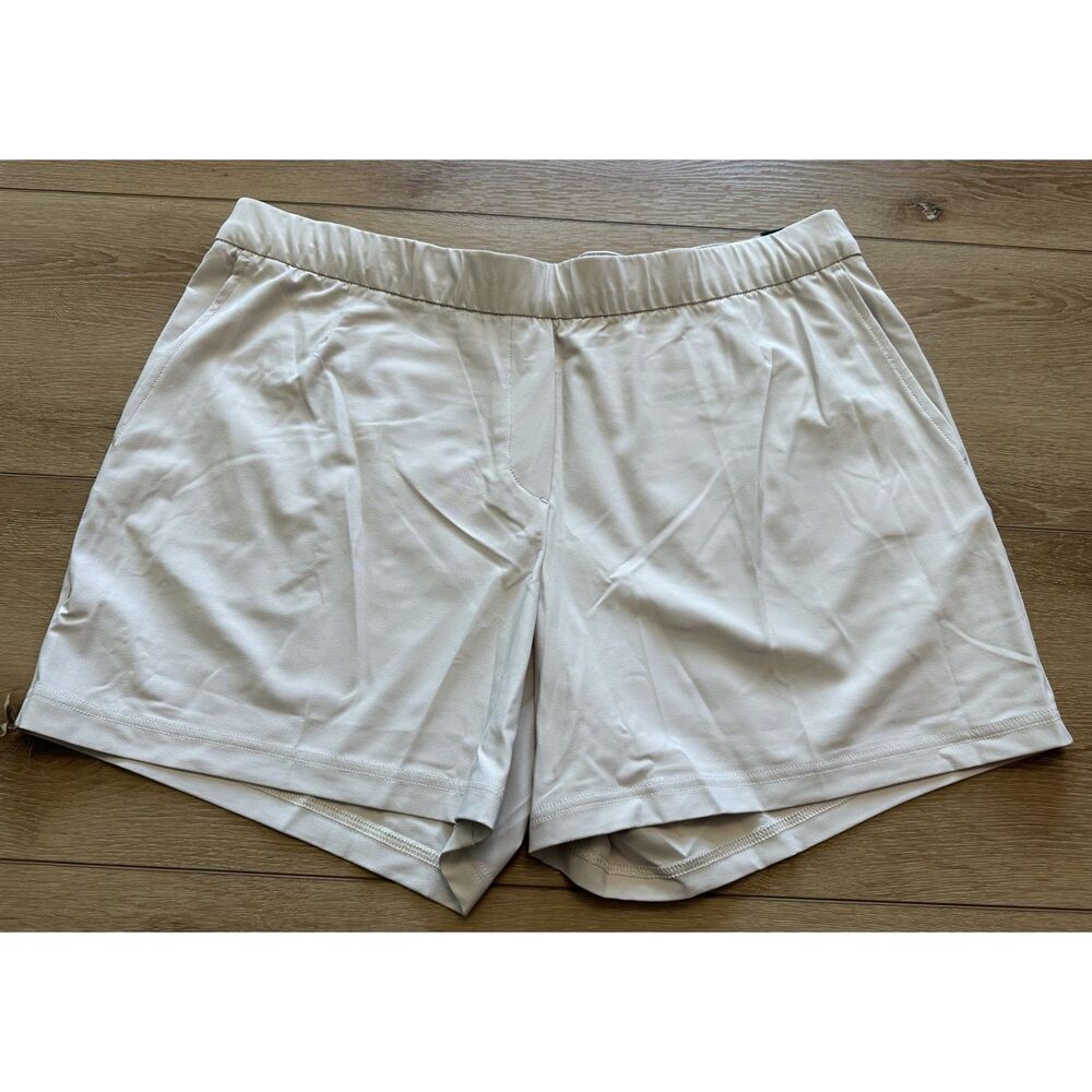 Women's Nike Flex Victory Shorts Light Khaki Golf Shorts NWT!